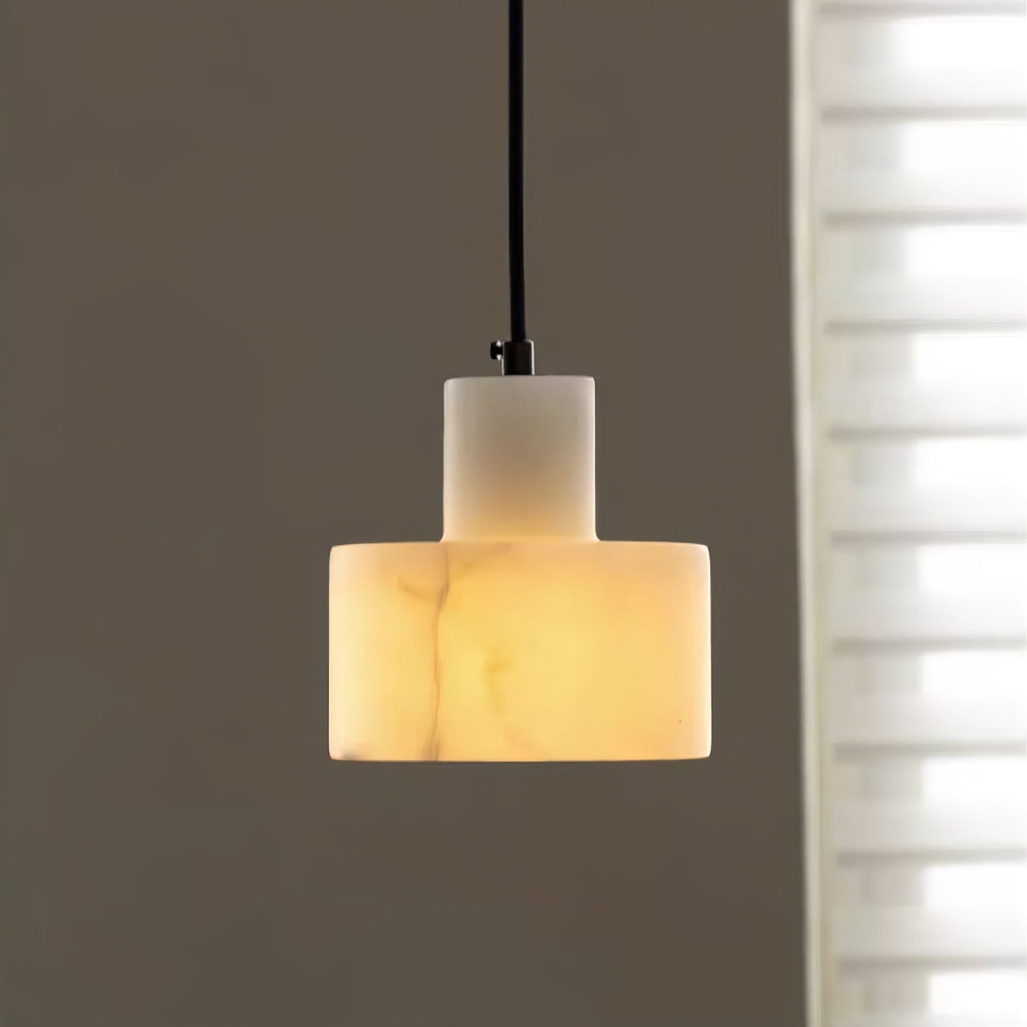 Cyls Alabaster Pendant Light