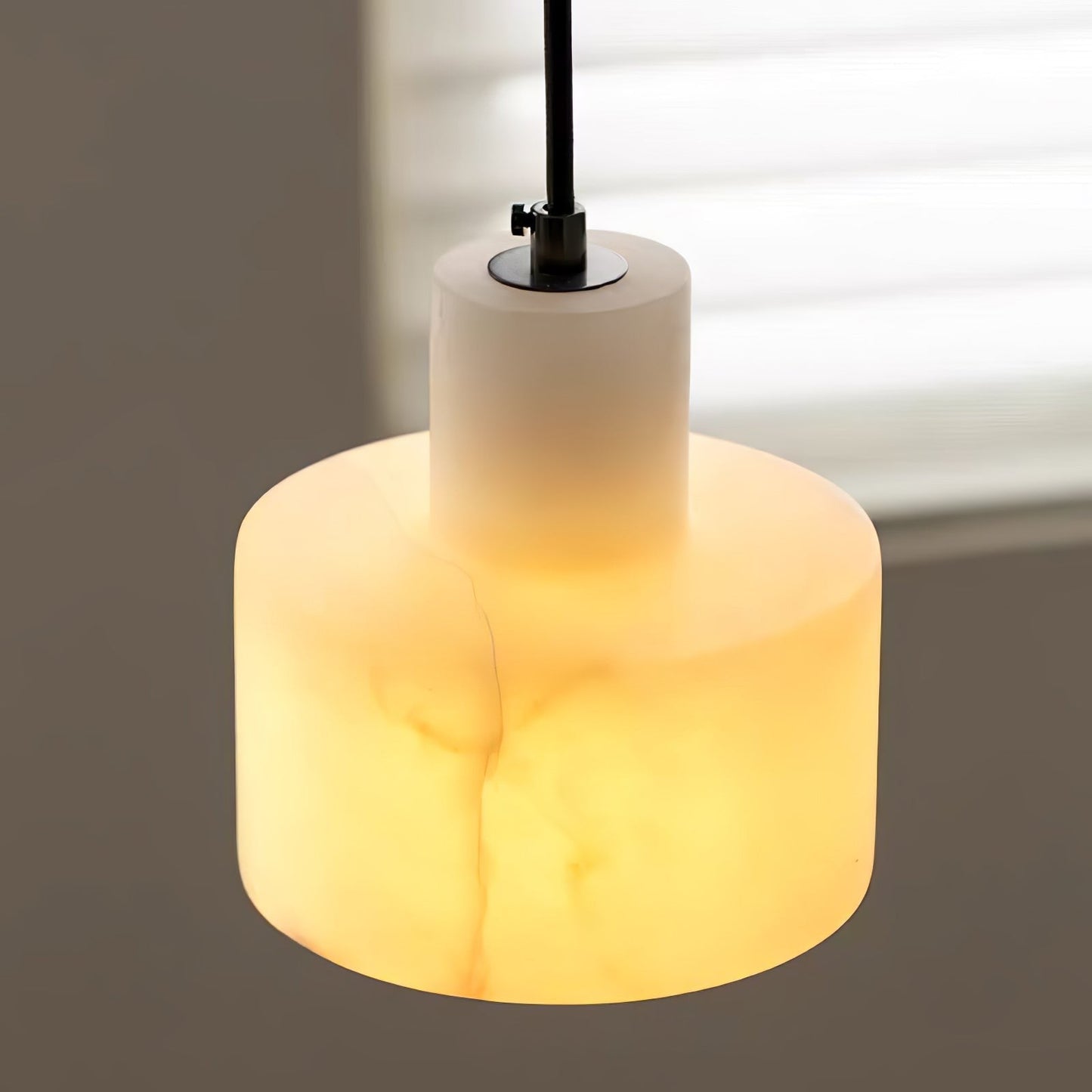 Cyls Alabaster Pendant Light