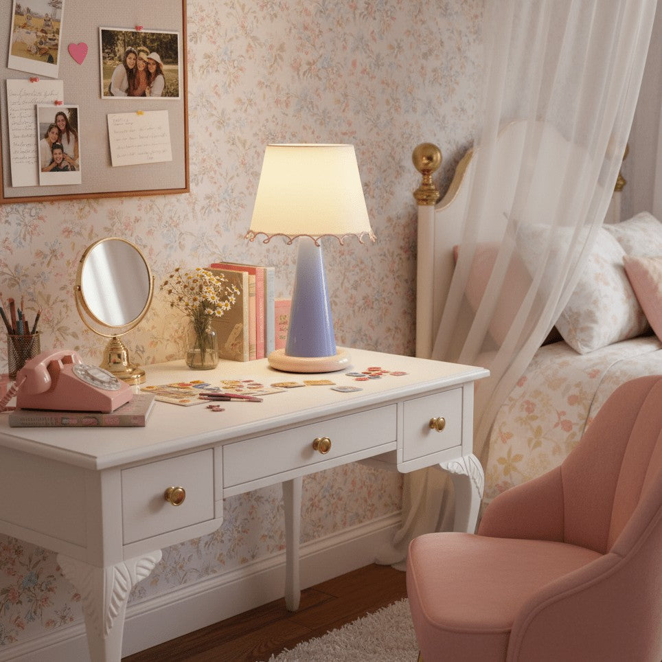 Ribbon Ceramic Table Lamp