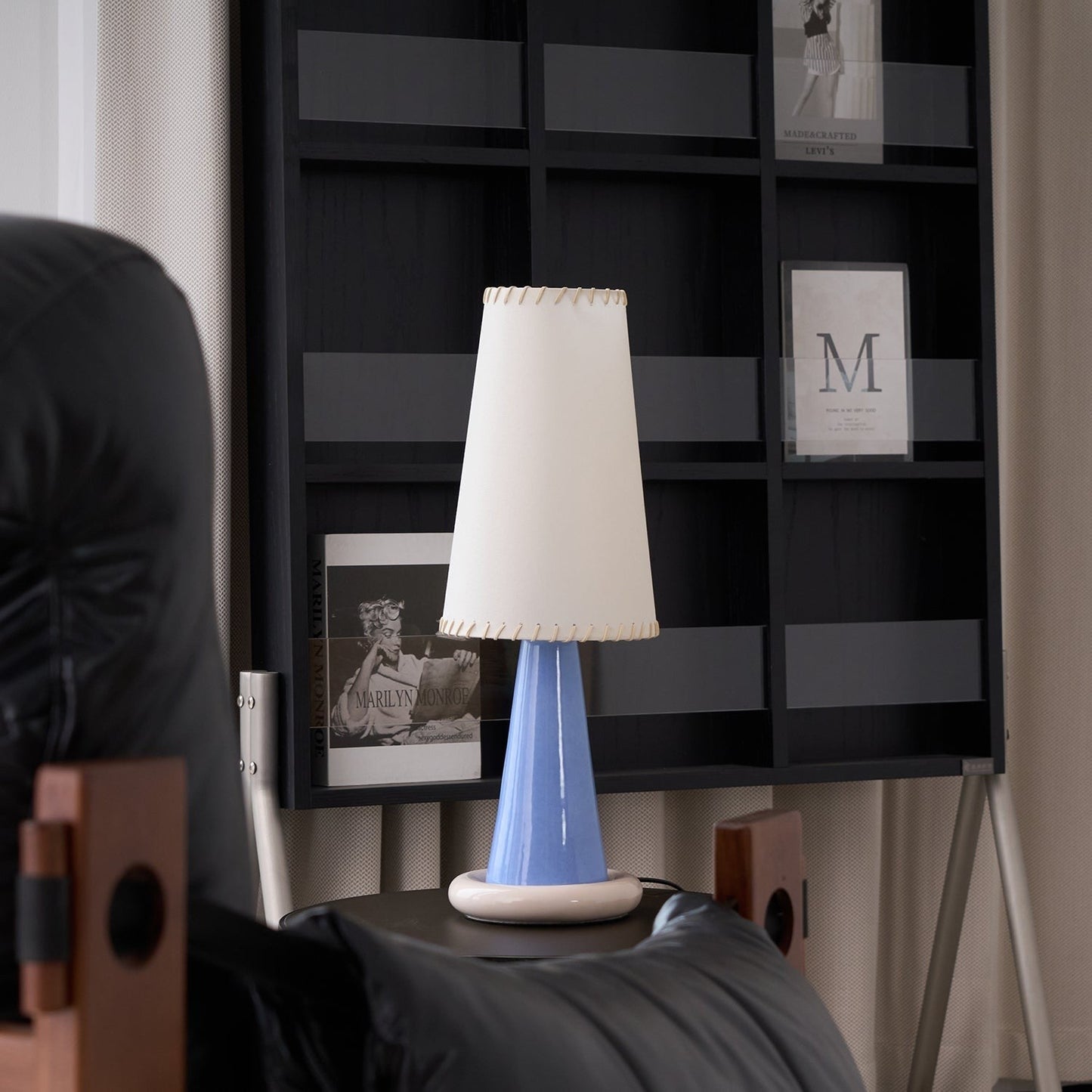 Ribbon Ceramic Table Lamp