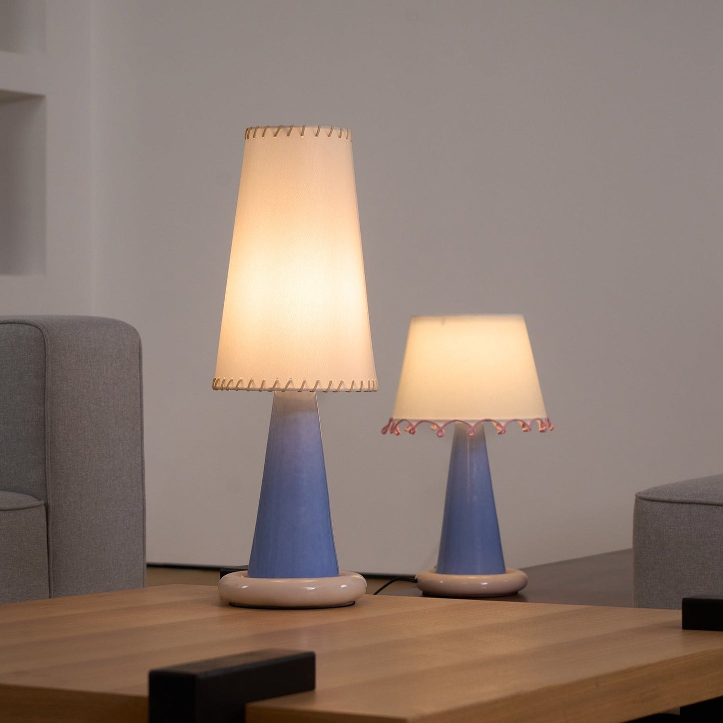 Ribbon Ceramic Table Lamp