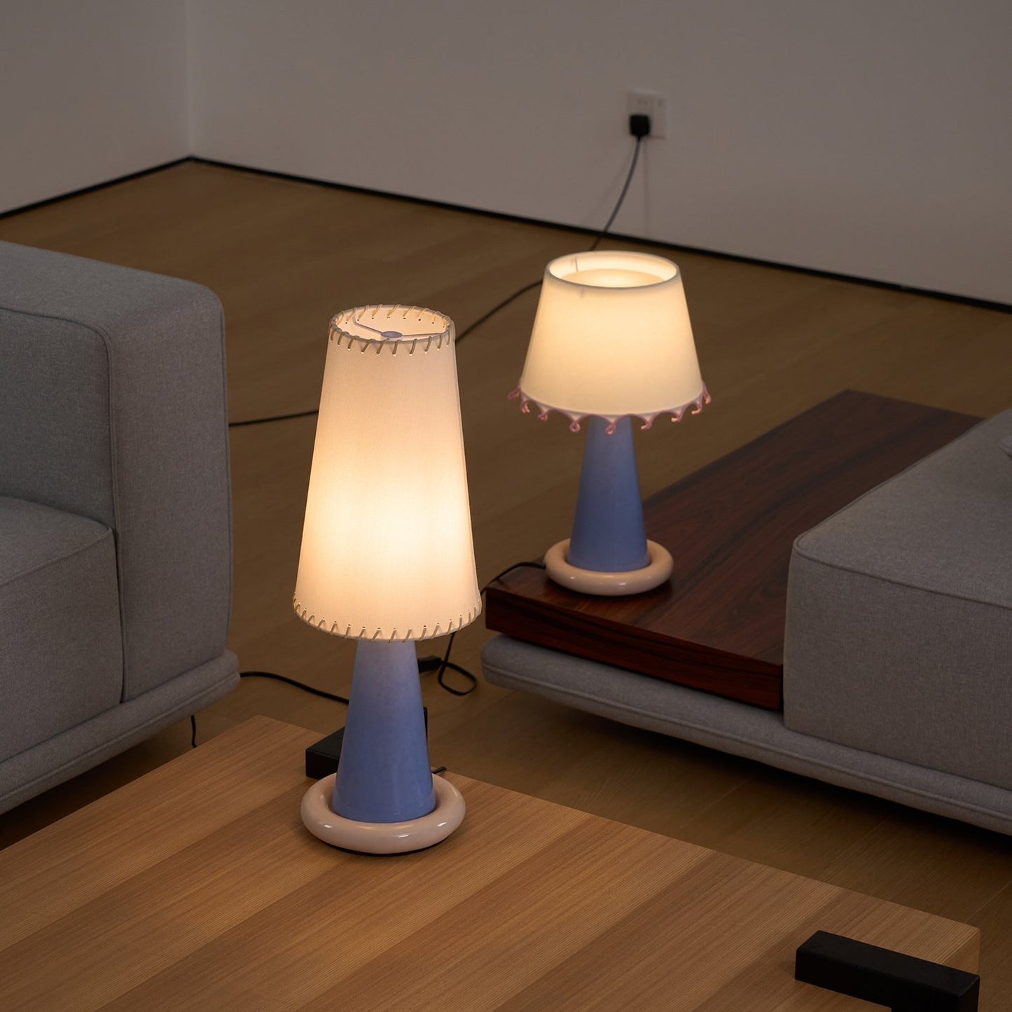 Ribbon Ceramic Table Lamp