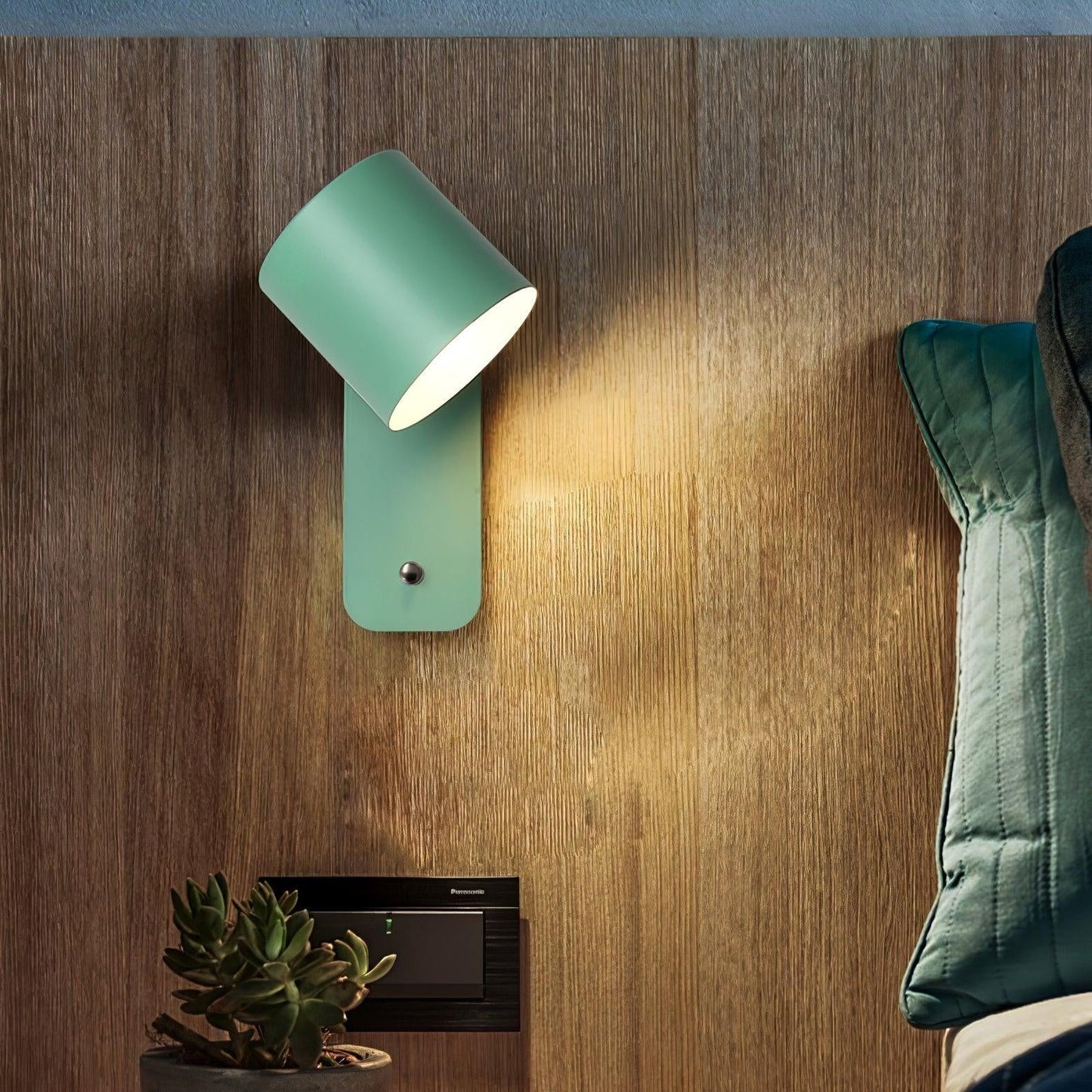 Rotatable Rechargeable Wall Lamp